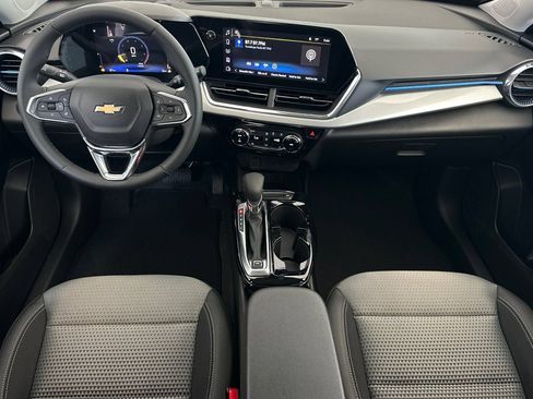New 2026 Chevrolet Trax LT w/ Driver Confidence Package FWD image 13