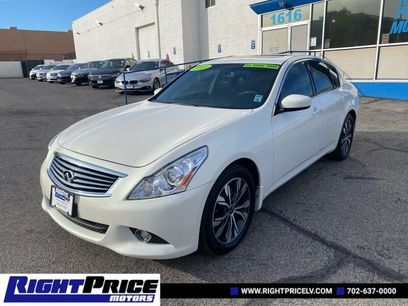 Used 2013 INFINITI G37 x w/ Premium Pkg