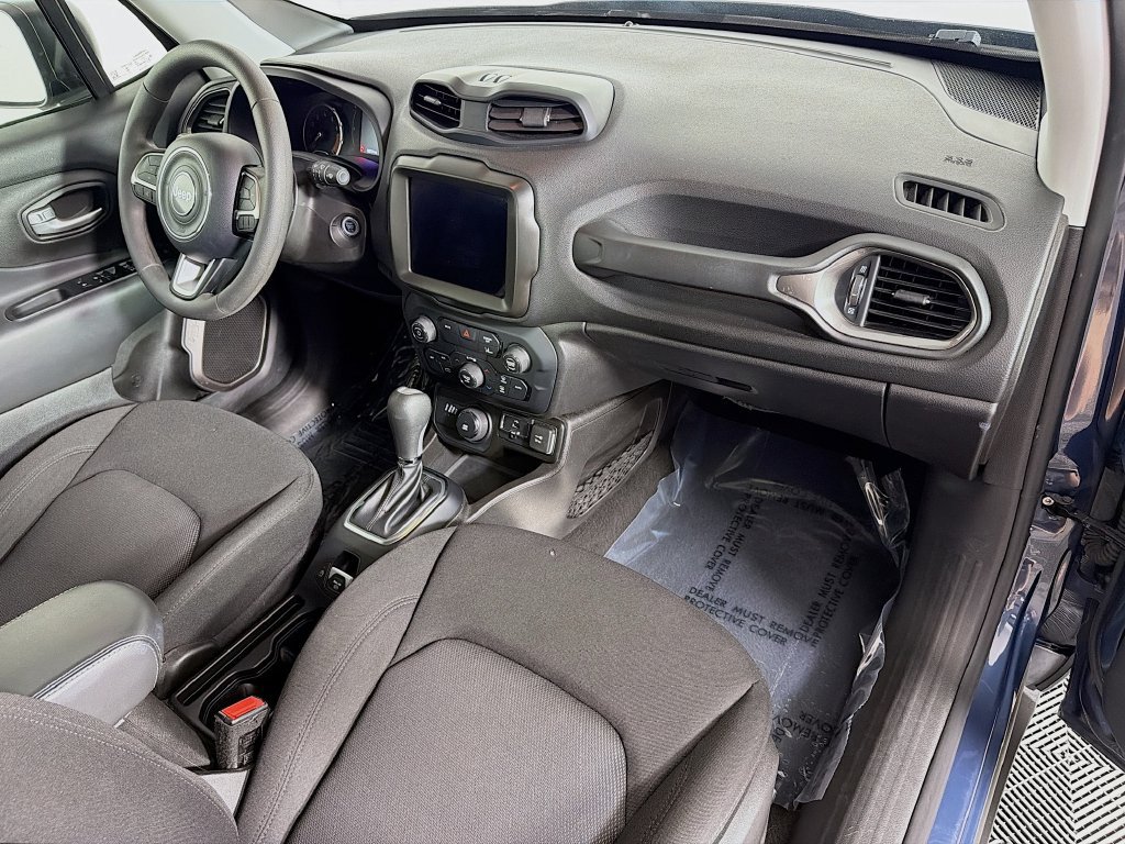 Used 2023 Jeep Renegade Latitude AWD/4WD image 28