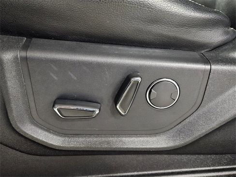 Used 2019 Ford F350 Lariat w/ Lariat Ultimate Package image 14