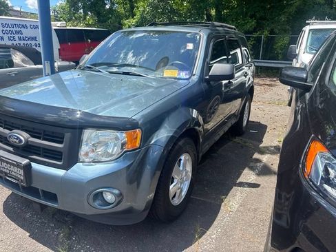 Used 2012 Ford Escape XLT FWD image 2