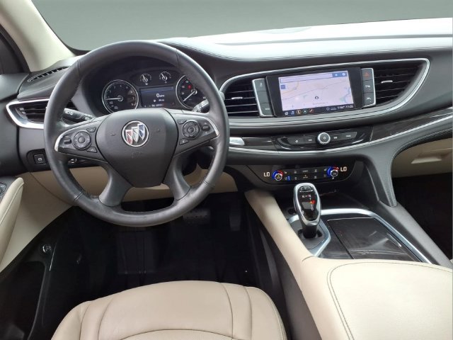 Used 2020 Buick Enclave Premium w/ Sun and Sites Package FWD image 20