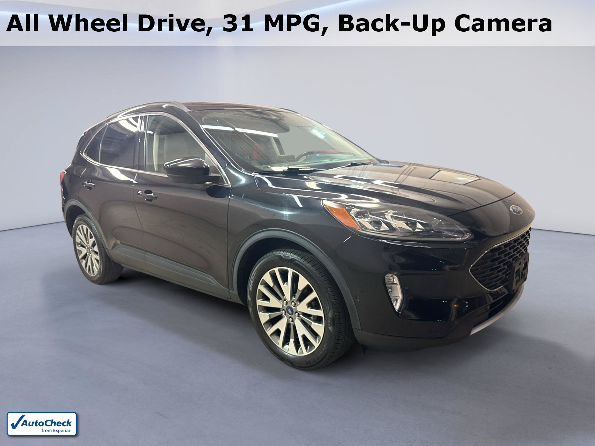 Used 2021 Ford Escape Titanium AWD/4WD image 1