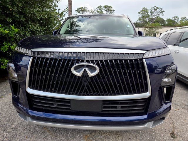 Certified 2025 INFINITI QX80 Sensory AWD/4WD image 2