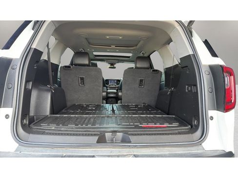 Used 2023 GMC Acadia AT4 w/ Technology Package image 17