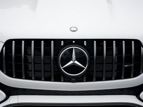 New 2026 Mercedes-Benz GLE 53 AMG 4MATIC Coupe image 3