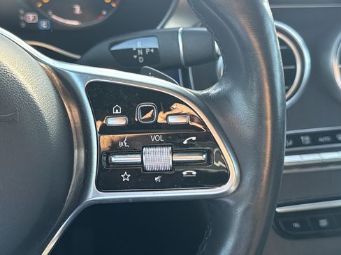 Used 2020 Mercedes-Benz GLC 300 GLC 300 image 15