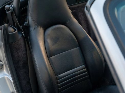 Used 1999 Porsche Boxster RWD image 41