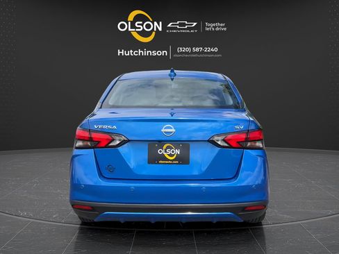 Used 2024 Nissan Versa SV w/ Trunk Package FWD image 4