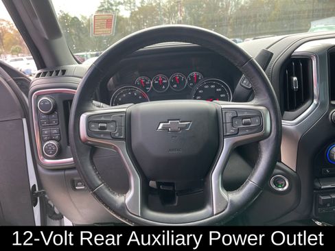 Used 2021 Chevrolet Silverado 2500 LTZ w/ LTZ Convenience Package image 16