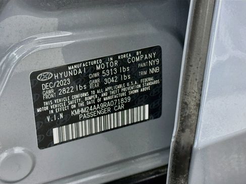 Used 2024 Hyundai Ioniq 6 SE RWD image 12