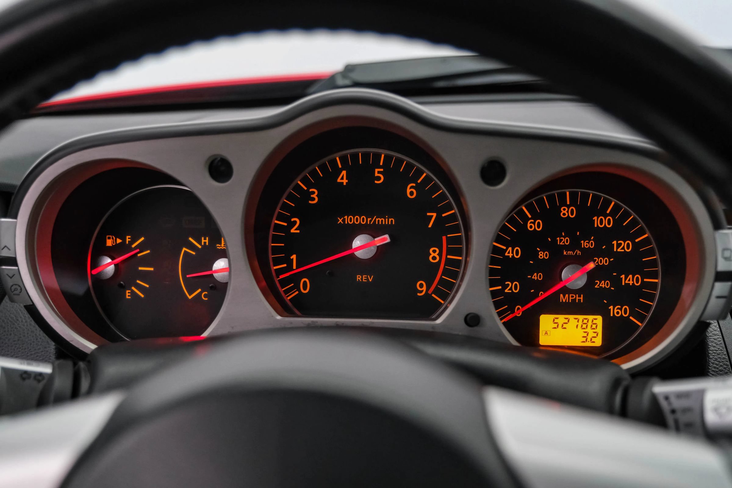 Used 2008 Nissan 350Z Grand Touring RWD image 17