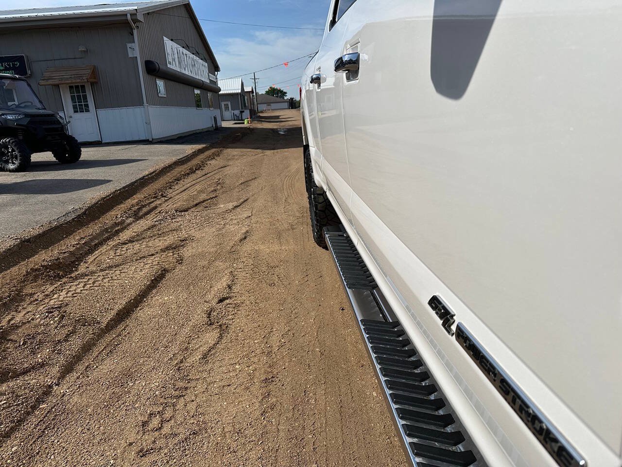 Used 2017 Ford F250 Lariat w/ Chrome Package AWD/4WD image 30