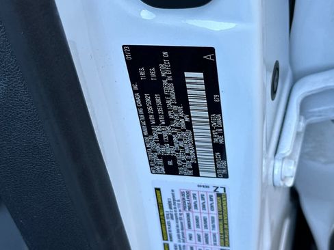 Used 2023 Lexus RX 500h F Sport image 34