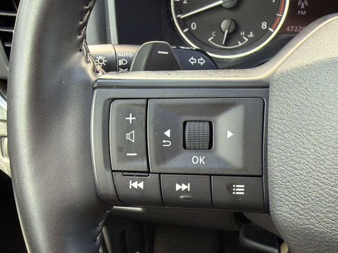Used 2025 Nissan Rogue SV AWD/4WD image 17