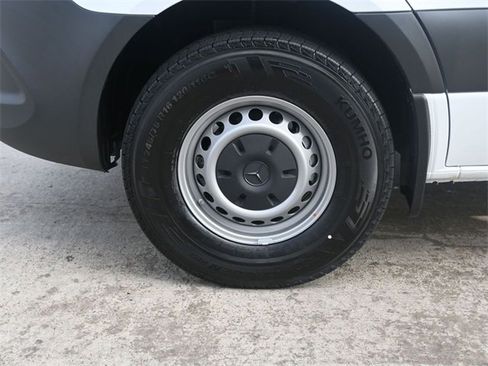 New 2025 Mercedes-Benz Sprinter 2500 image 13