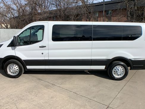 Used 2023 Ford Transit 350 XL image 2