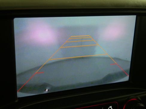 Used 2015 GMC Sierra 1500 SLE image 33