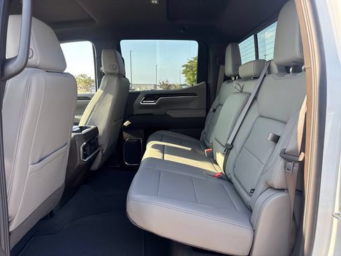 New 2026 GMC Sierra 1500 SLT w/ SLT Premium Plus Package AWD/4WD image 13
