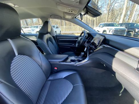 Used 2023 Toyota Camry SE image 27