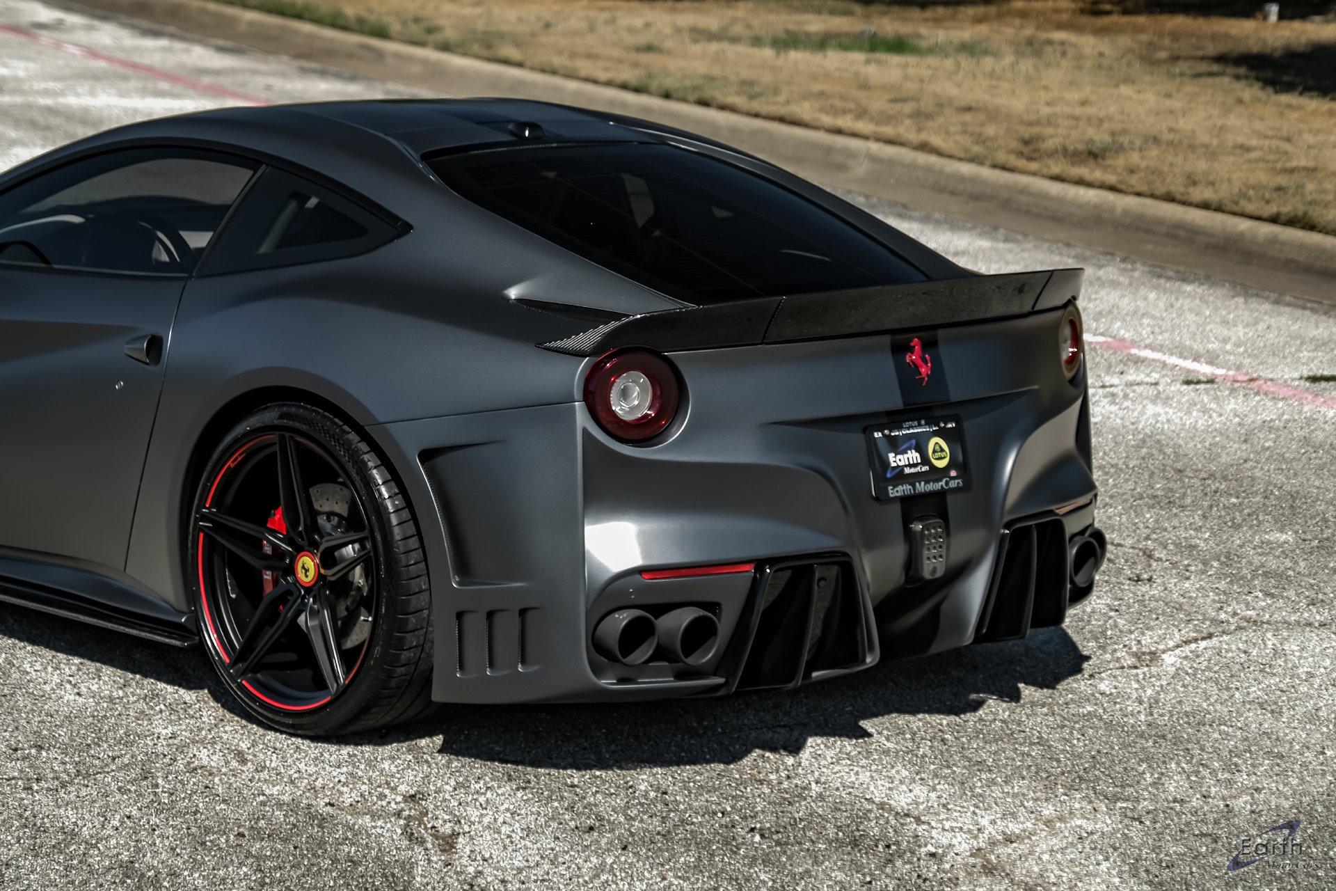 Used 2014 Ferrari F12 Berlinetta RWD image 17