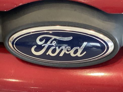 Used 2014 Ford Focus SE w/ SE Sport Package FWD image 10