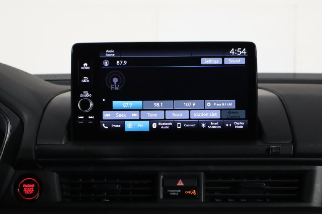 Used 2025 Honda Pilot TrailSport image 29