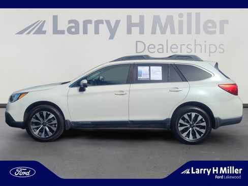 Used 2017 Subaru Outback 2.5i Limited image 2