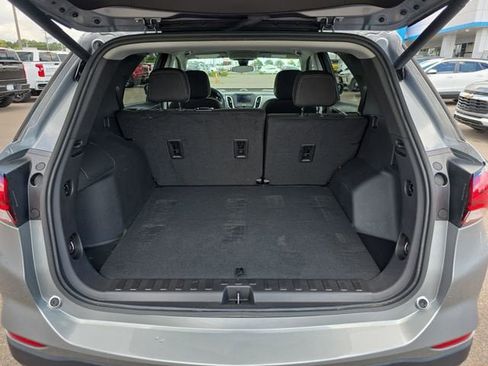 Used 2024 Chevrolet Equinox LT FWD image 13