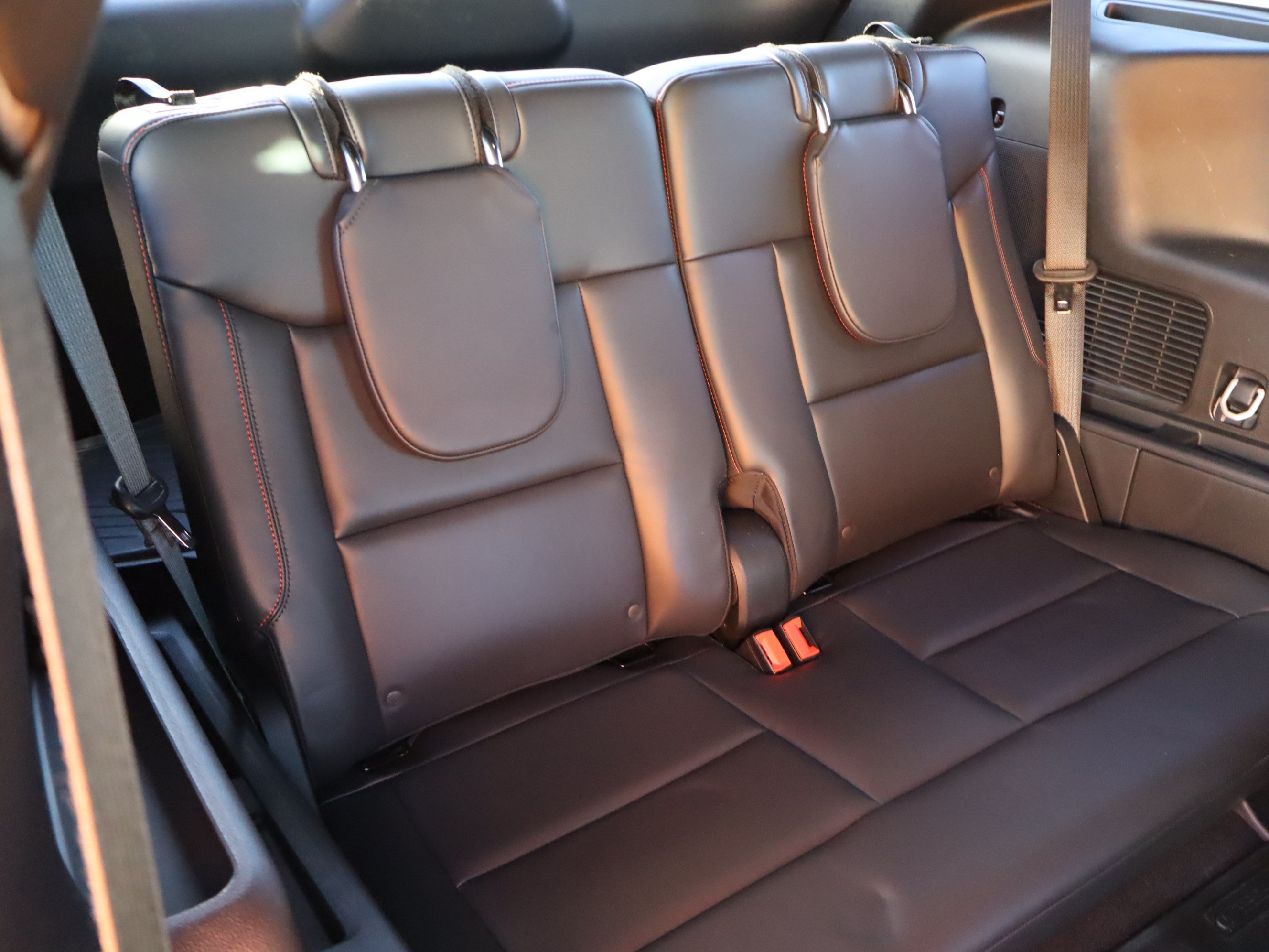 Used 2026 Ford Explorer ST AWD/4WD image 37