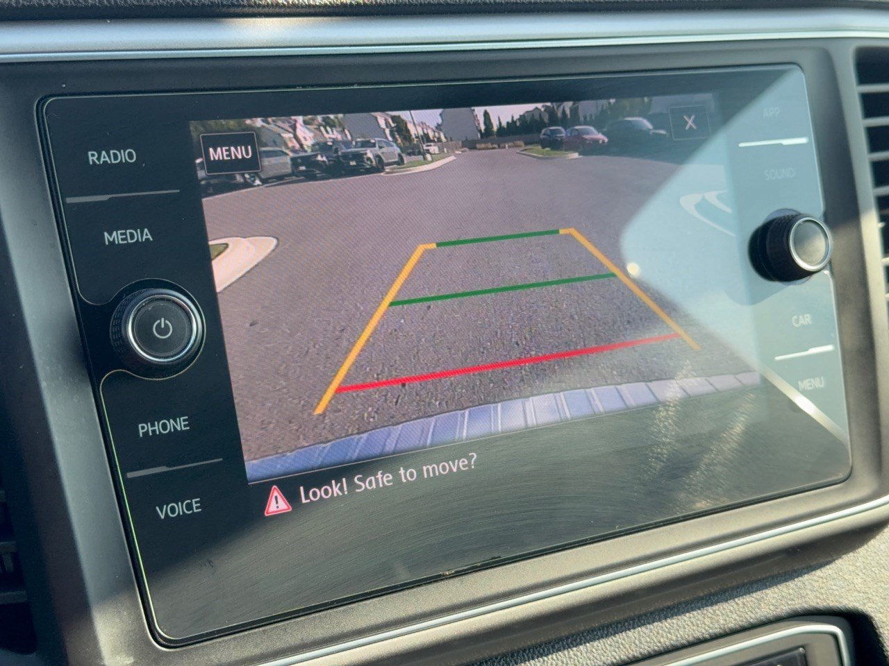 Used 2019 Volkswagen Atlas SE w/ Towing Package FWD image 24