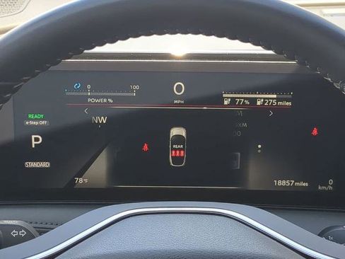 Certified 2023 Nissan Ariya FWD image 25