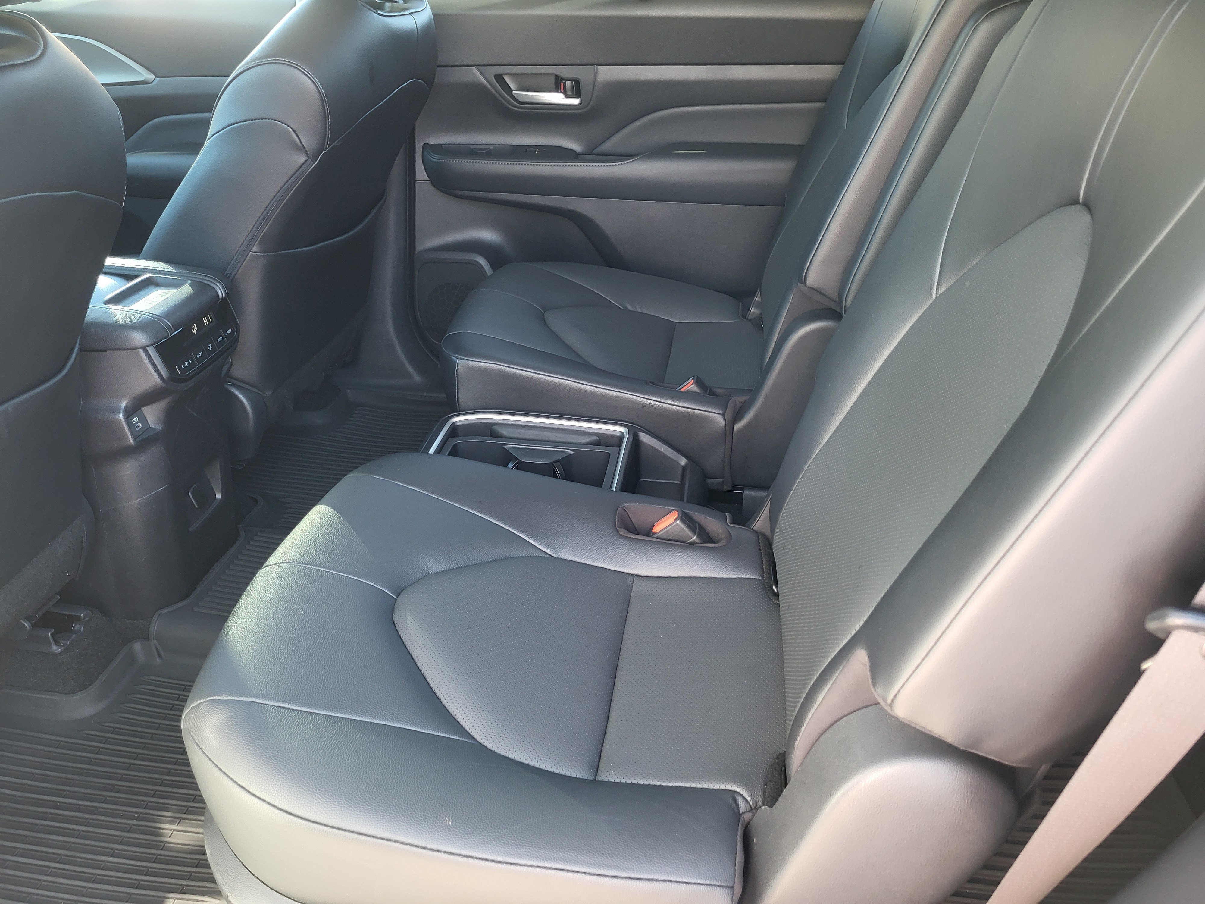 Certified 2026 Toyota Grand Highlander AWD image 23