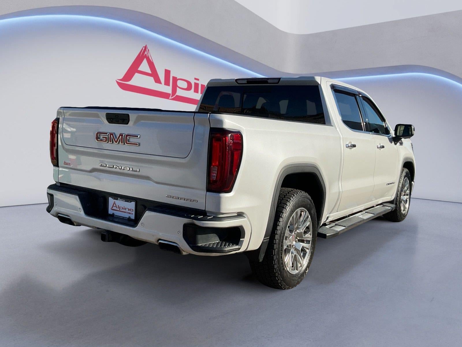 Used 2021 GMC Sierra 1500 Denali w/ Driver Alert Package II AWD/4WD image 5