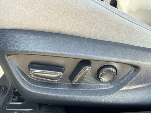 New 2026 Toyota Camry SE FWD image 19