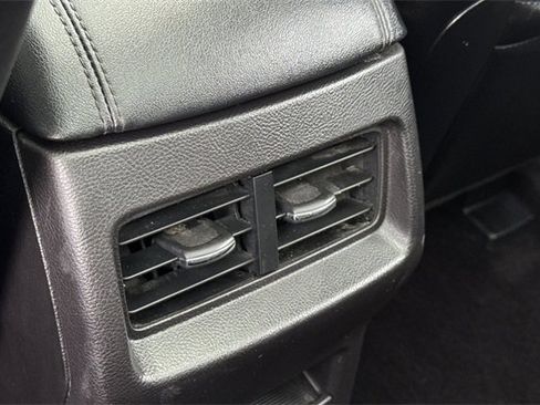 Used 2015 Ford Edge SEL w/ Equipment Group 201A image 14