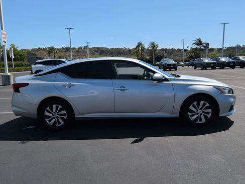 Used 2020 Nissan Altima 2.5 S image 6