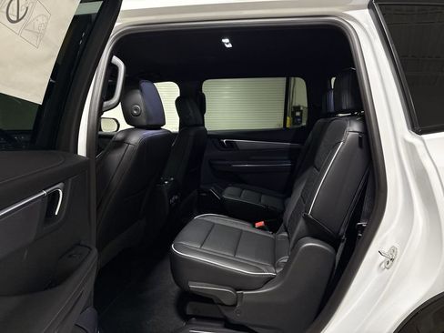 New 2026 Buick Enclave Sport Touring image 23