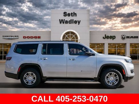 Used 2023 Jeep Wagoneer 4WD w/ Convenience Group I image 75