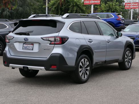 Certified 2025 Subaru Outback Touring AWD/4WD image 6
