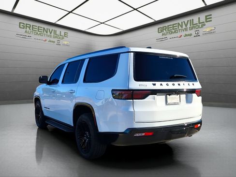 Used 2024 Jeep Wagoneer Series II image 6