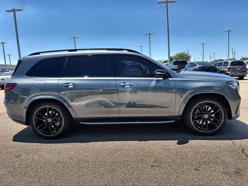 New 2026 Mercedes-Benz GLS 580 4MATIC image 10
