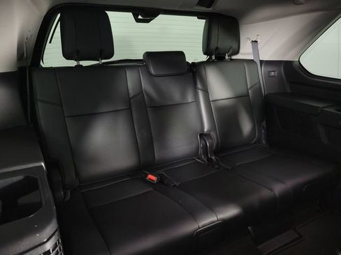 Used 2023 Toyota Sequoia Limited w/ Tow Technology Package AWD/4WD image 17