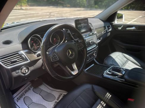 Used 2017 Mercedes-Benz GLS 450 4MATIC image 17