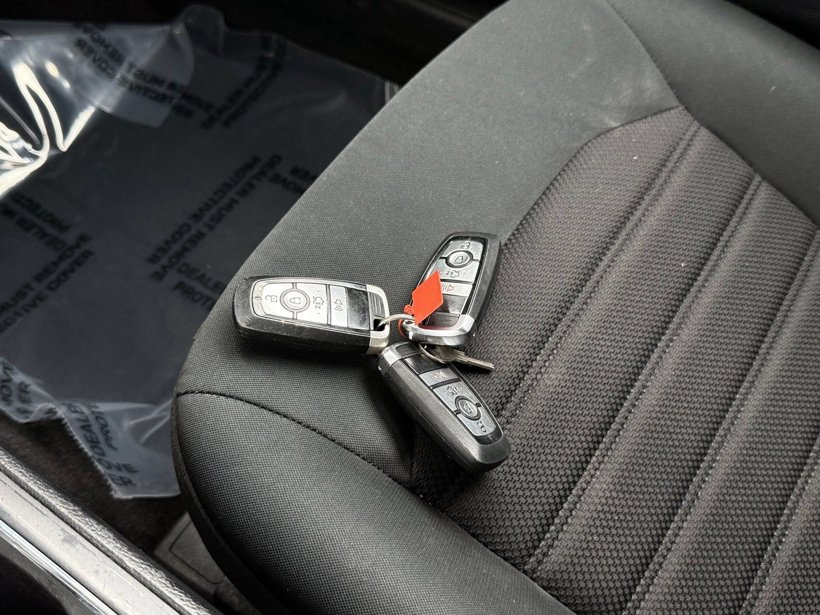 Used 2020 Ford Fusion SE FWD image 35