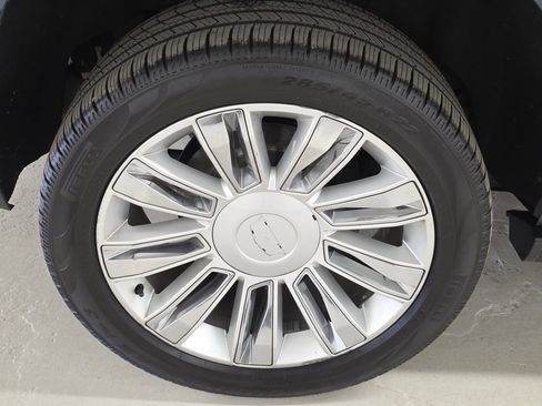 Used 2018 Cadillac Escalade Platinum AWD/4WD image 58