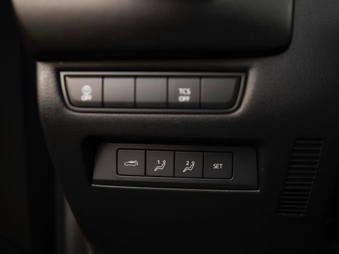 Used 2025 MAZDA CX-50 AWD 2.5 S w/ Premium Plus Pkg image 11