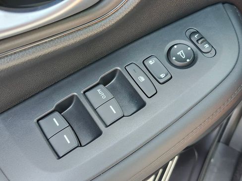New 2026 Honda HR-V LX image 29