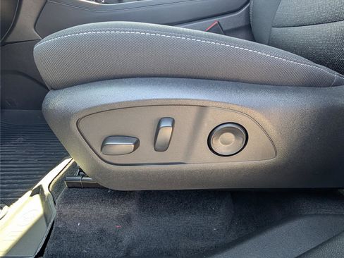 New 2026 Chevrolet Traverse LT w/ LPO, Floor Liner Package image 17