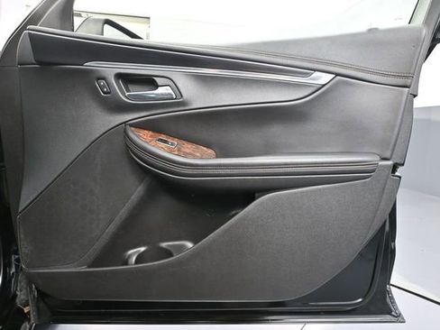 Used 2015 Chevrolet Impala LT w/ Convenience Package FWD image 42